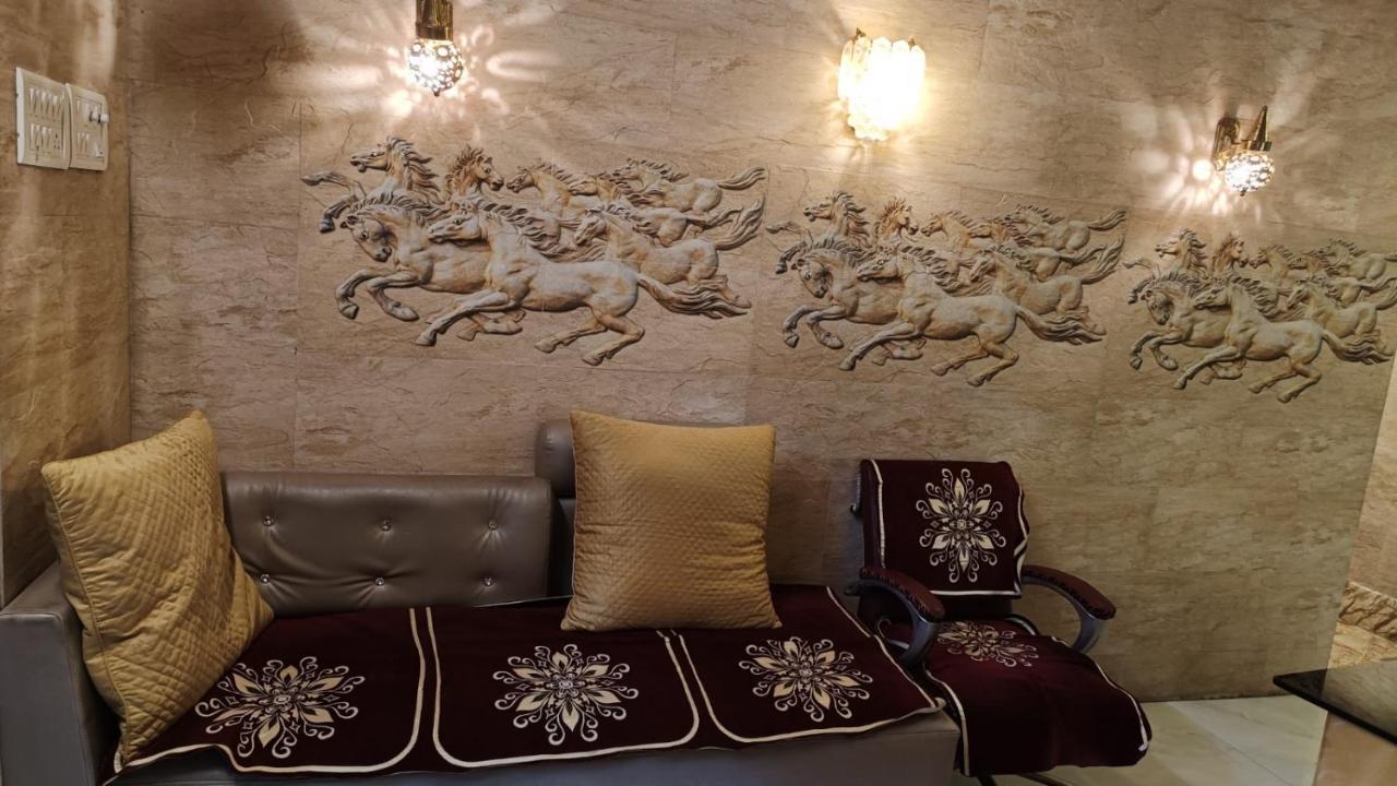 Hotel Oliver Мумбай Екстериор снимка
